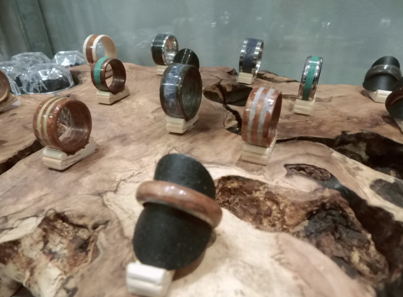 Irebér Stones & Silver